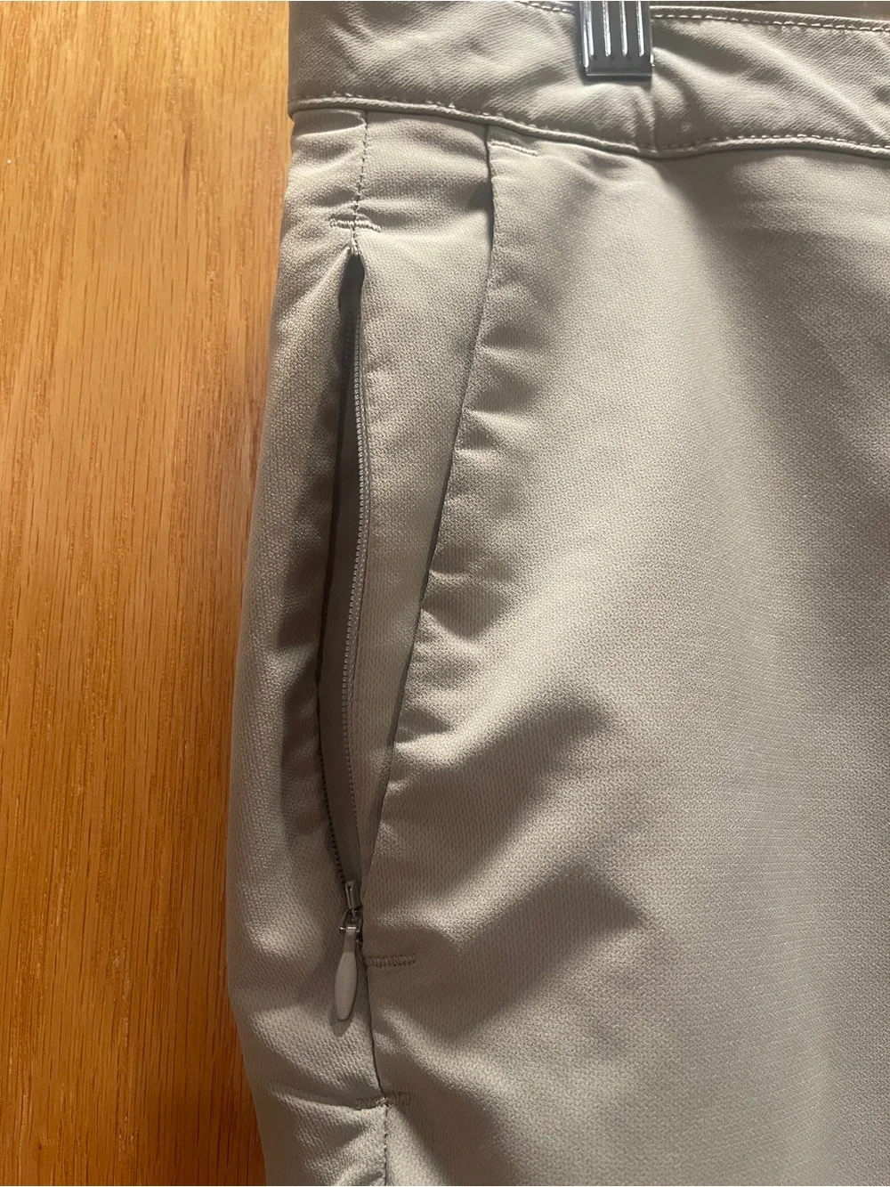 Banana Republic | Men’s Performance Tech Chino’s | 36 x 32